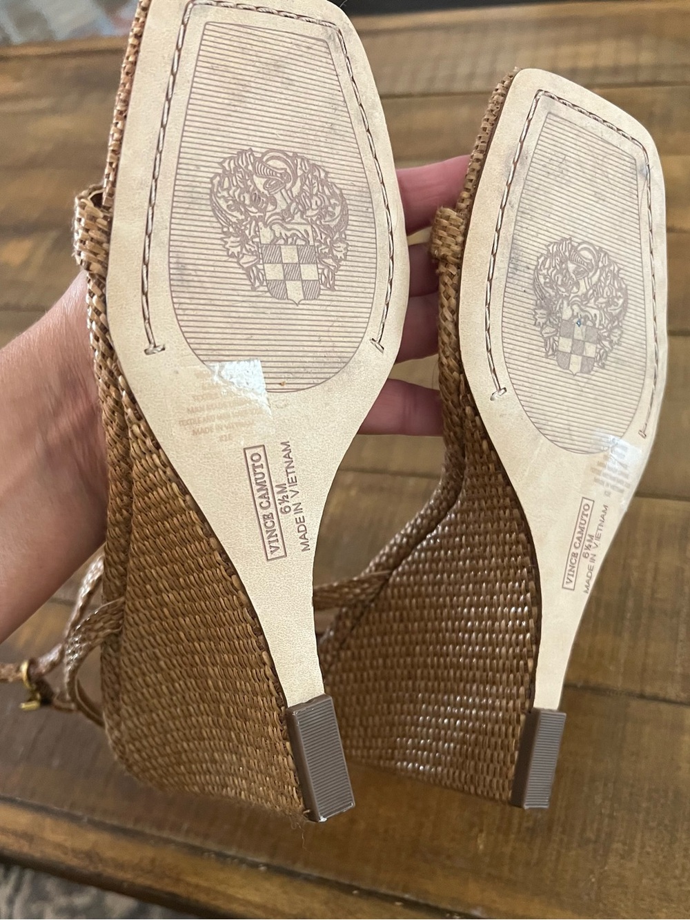 Vince Camuto Wedge sandal size 6.5 - Picture 8 of 8